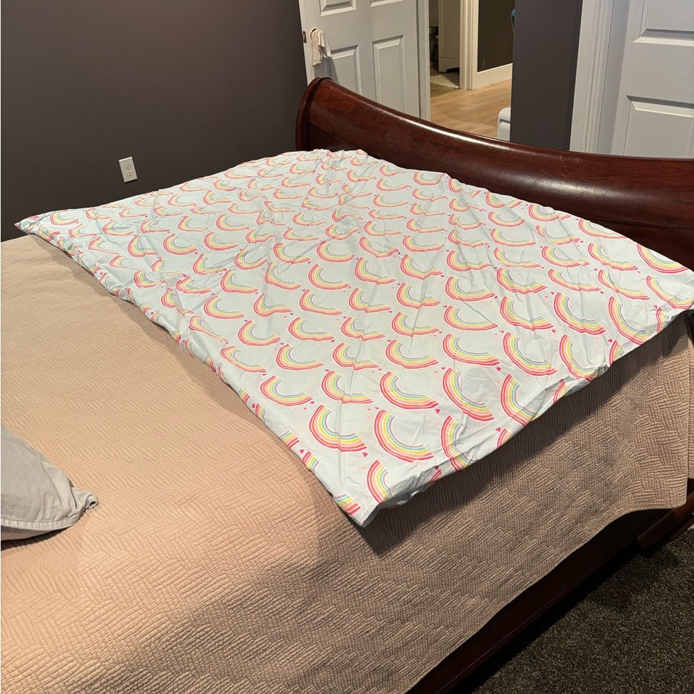 Pottery Barn Kids blue with Rainbow Duvet